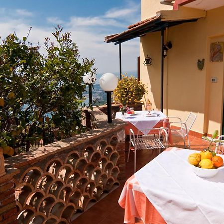 B&B U Palmentu Taormina Exterior foto