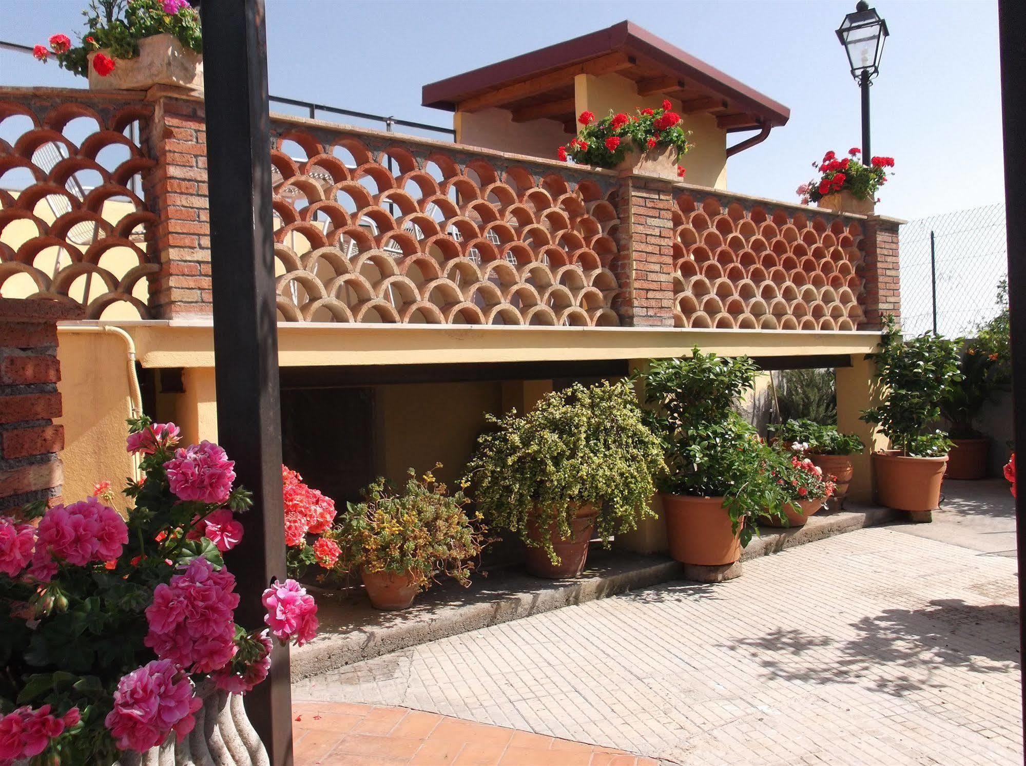 B&B U Palmentu Taormina Exterior foto